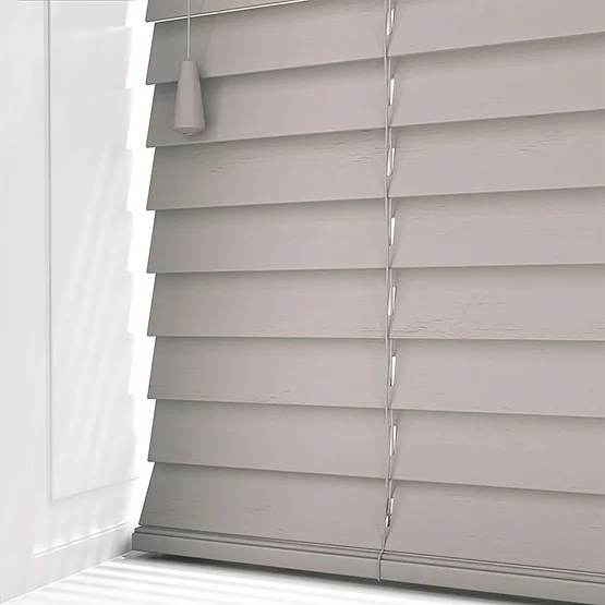 Hikari Bamboo Brushed Cloud venetian