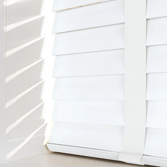 Dalby Bamboo Capella White with Chalk tapes venetian