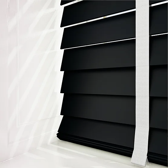 Dalby Carbon with White Tapes venetian