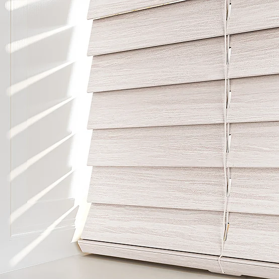 Dalby White Smoke Oak venetian