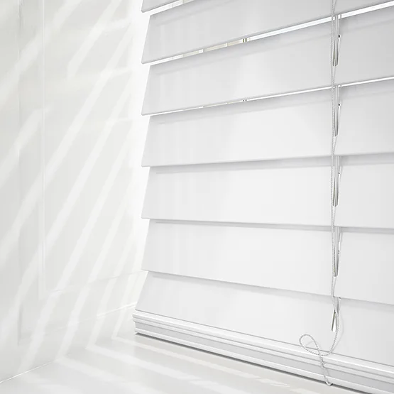 Premier Piano Gloss White venetian