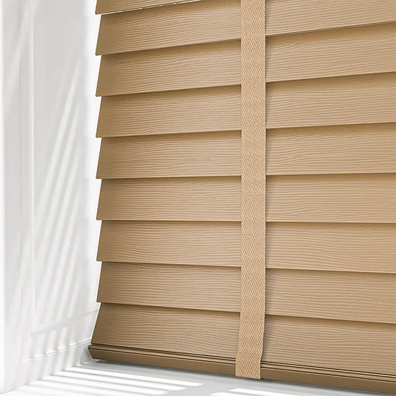 WoodLux Elegant Oak with Tapes venetian