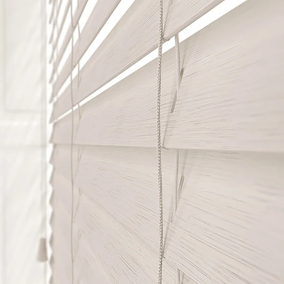Hikari Bamboo Brushed Oyster venetian