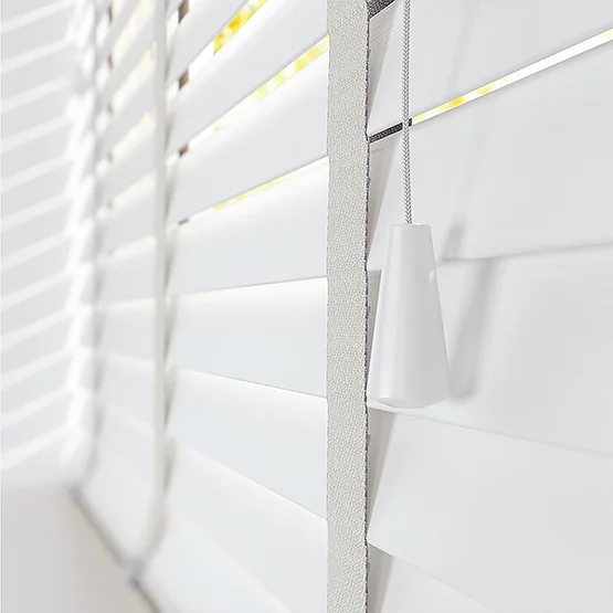 Dalby Bamboo Capella White with Dove tapes venetian