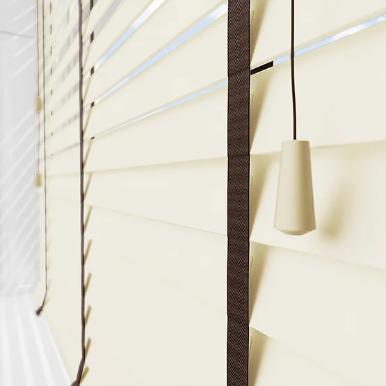 Statement Classic Cream with Chocolate Tapes venetian