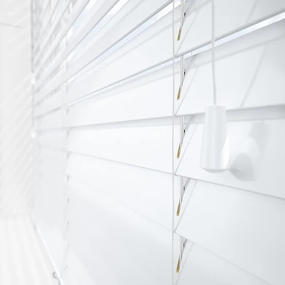 Premier Piano Gloss White venetian