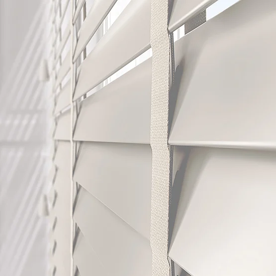 WoodLux Alabaster with Tapes venetian