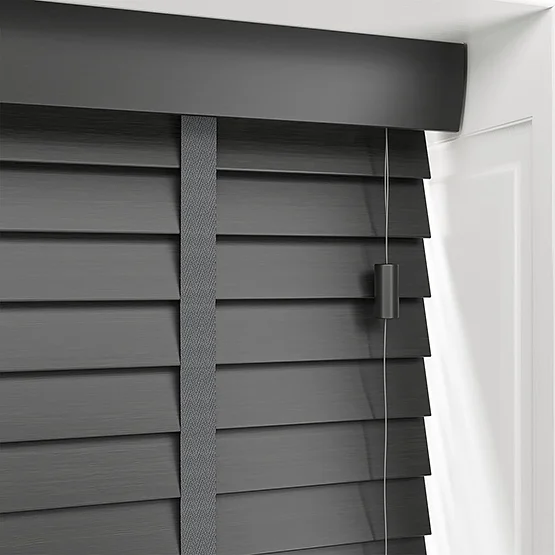 Aspect Raven Black with Dark Grey Tapes venetian