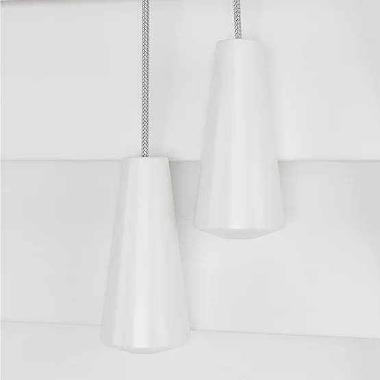 Dalby Bamboo Capella White with Dove tapes venetian