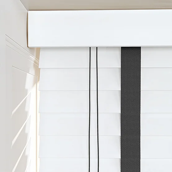Dalby Bamboo Capella White with Jet tapes venetian