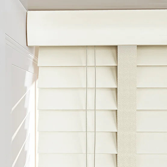 Dalby Pearl with Barley Tapes venetian