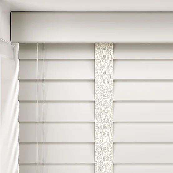 Opulence Brilliant White with Natural Tapes venetian