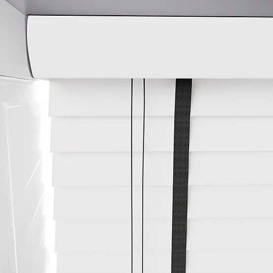Statement Bright White with Jet Tapes venetian