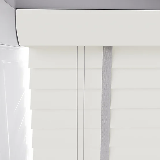 Statement True White with Light Grey Tapes venetian