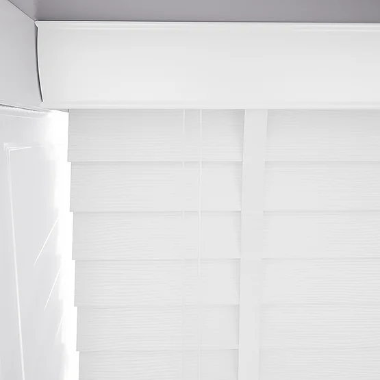 WoodLux Fine Grain Bright White with Tapes venetian
