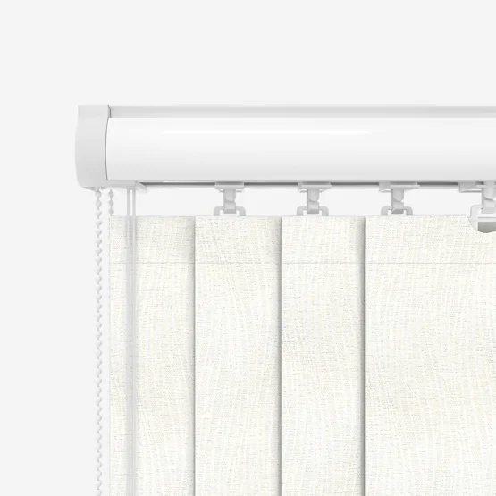 Mia Cream vertical