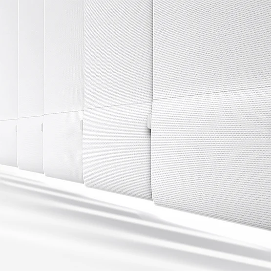 AquaLuxe Cream vertical