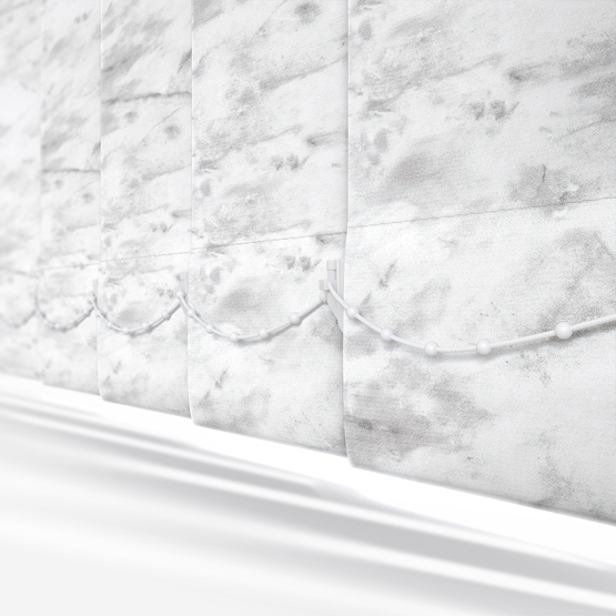 Louvolite Marble Silver vertical