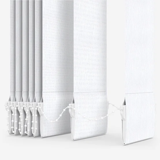 Lucca White vertical