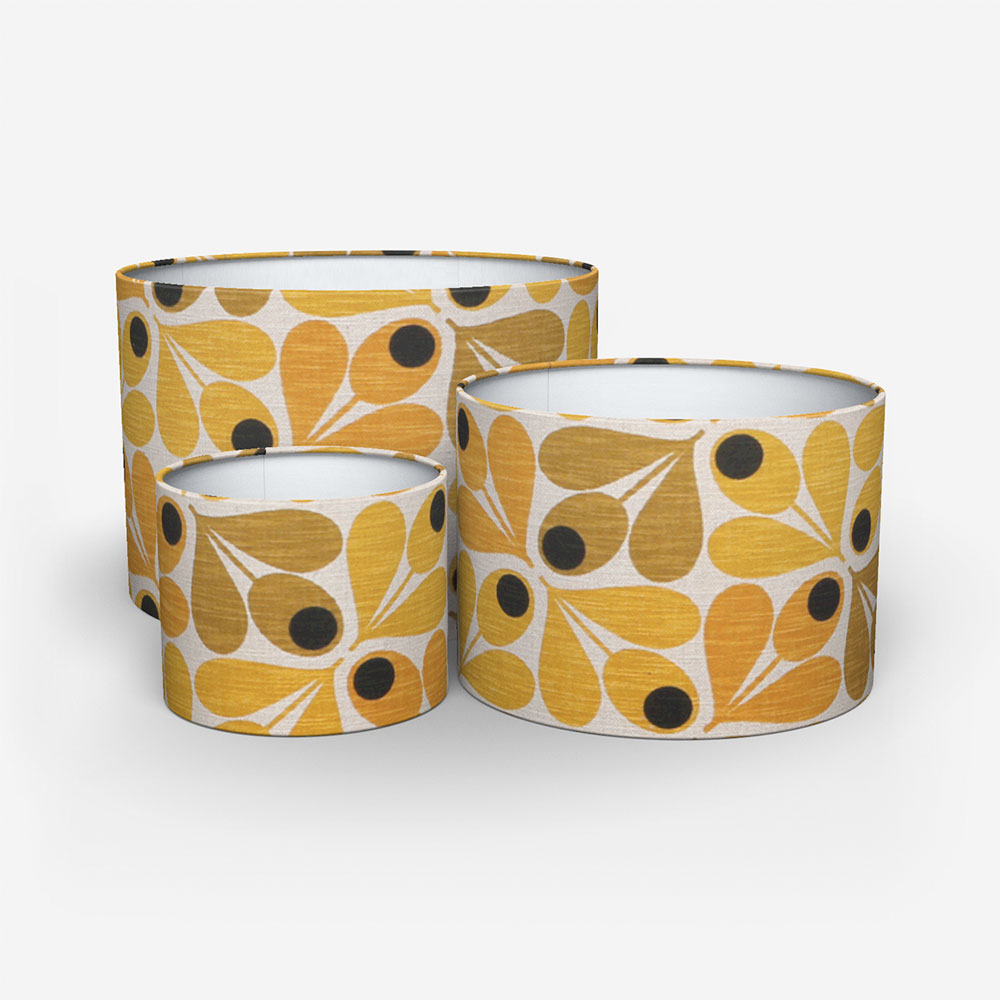 Single-sided lampshade 20cm diameter with yellow camouflage style print fabric